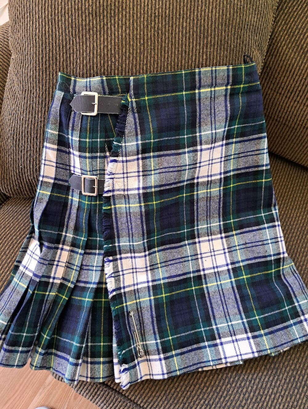 Vintage Scotch House kilt skirt 100% wool Size 24